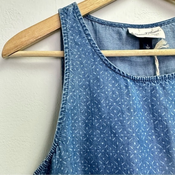 Universal Thread Size Small Drawstring Chambray Patterned Tank Top - Picture 6 of 7